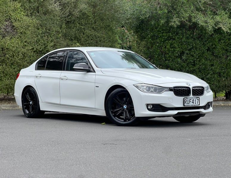2012 BMW 320i M Sport