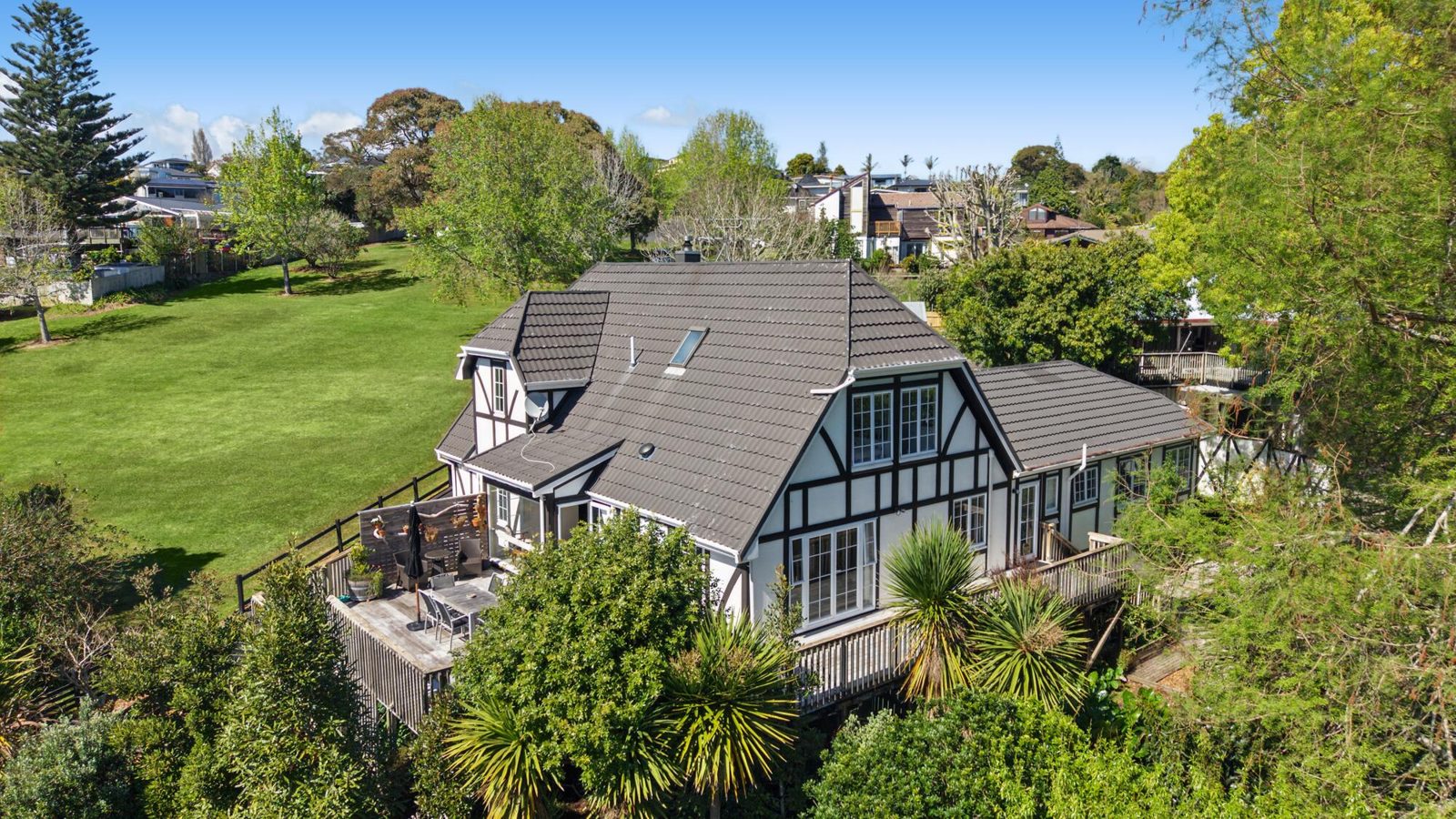 27 Charles Dickens Drive, Mellons Bay, photo 5