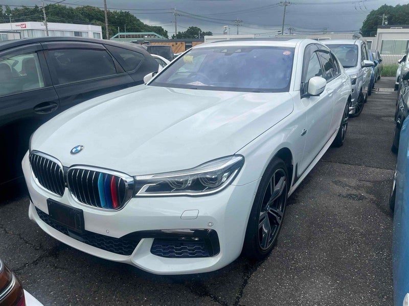 2017 BMW 740i 740i M Sports Sunroof Full Spec, photo 2