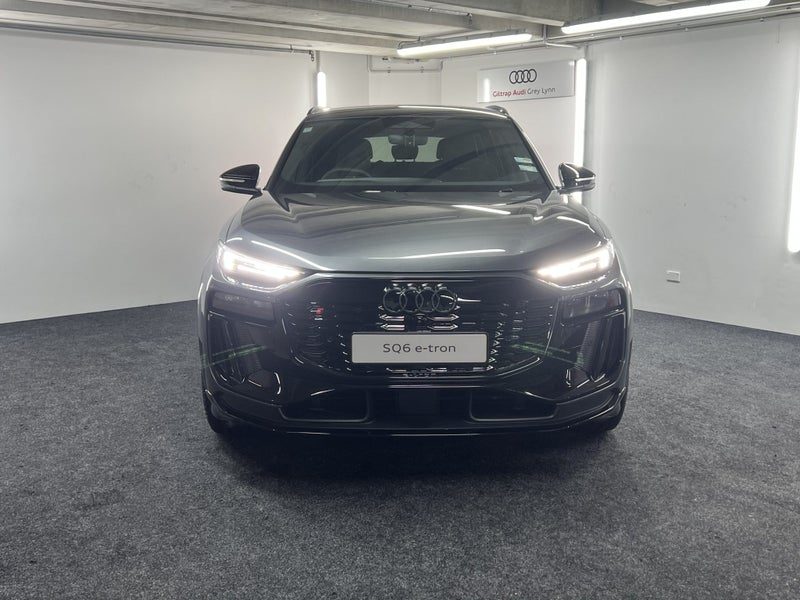 2026 Audi e-tron SQ6 SUV 360 kW, photo 2