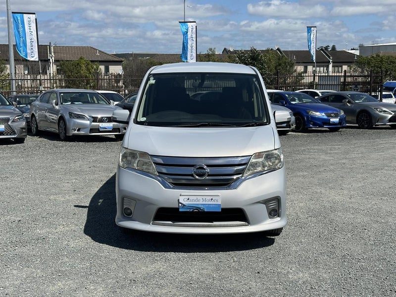 2012 Nissan Serena Hybrid, photo 2