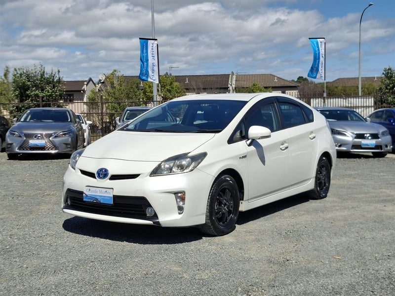 2015 Toyota Prius S pack.Rear cam.8 Airbags.Alarm., photo 3