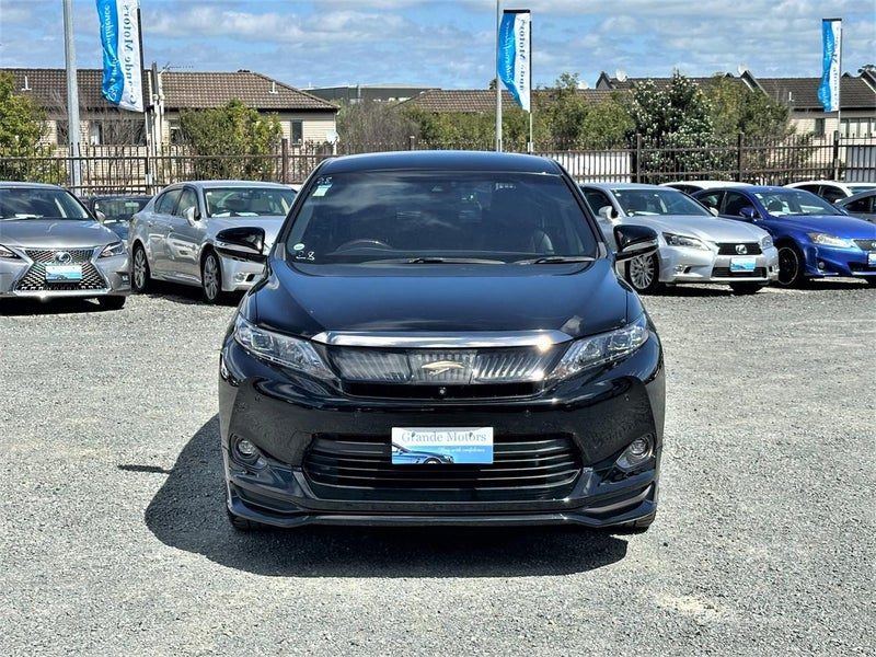 2015 Toyota Harrier Hybrid, photo 2