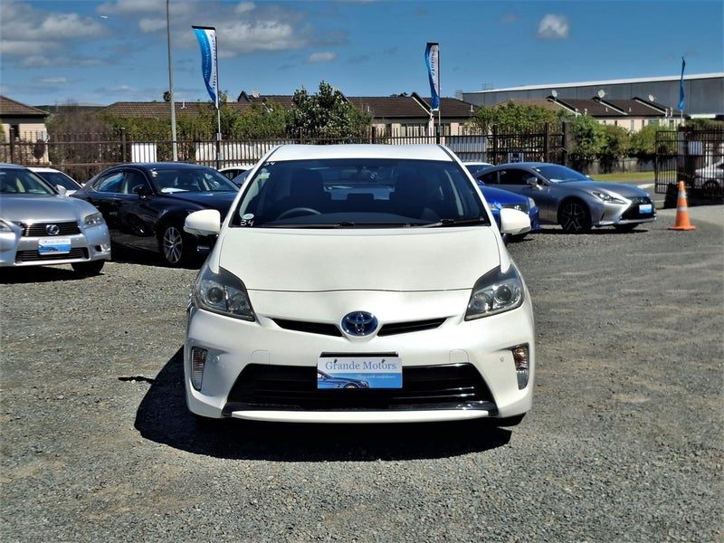 2013 Toyota Prius S pack.Park sensors.8 Airbags., photo 2