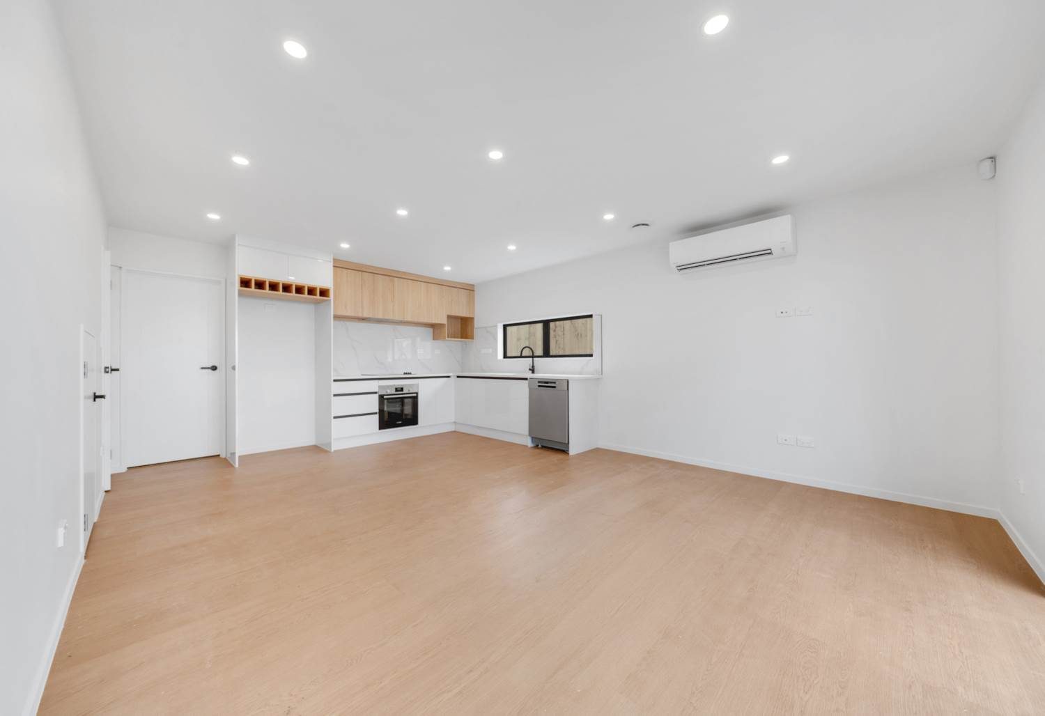 4/14 Ashley  Avenue, Mangere East, photo 1
