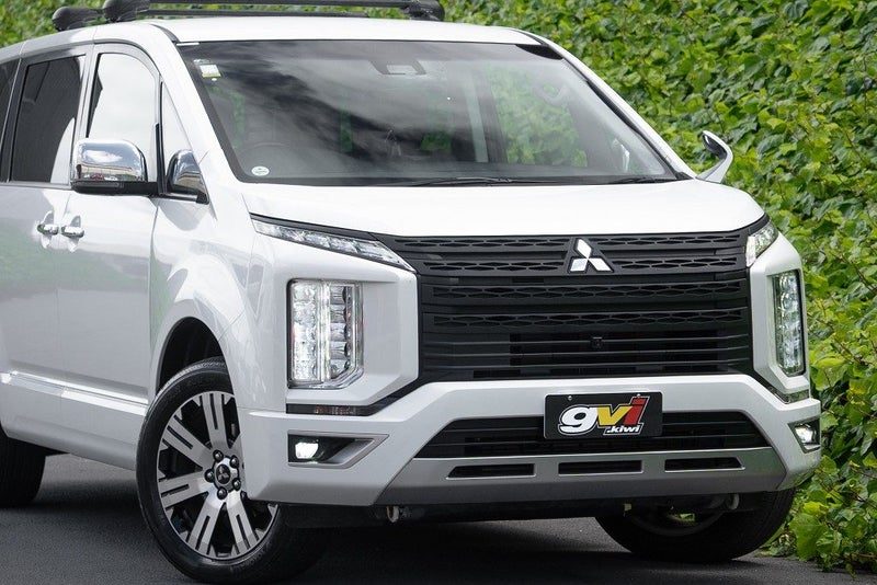 2019 Mitsubishi Delica D:5, photo 2
