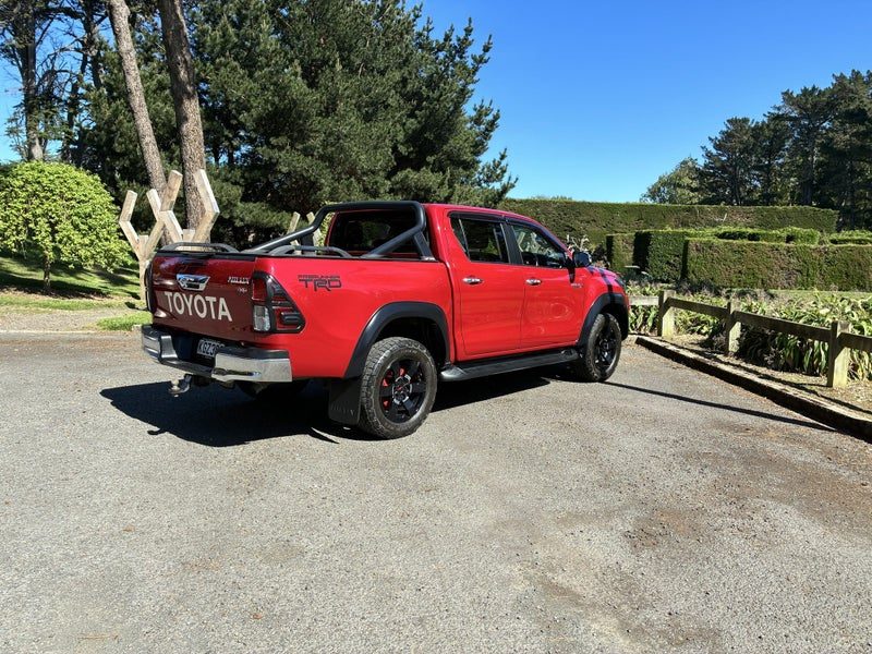 2017 Toyota Hilux SR5 PreRunner 2WD, photo 3