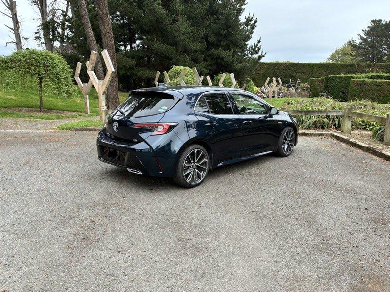 2020 Toyota Corolla Sport Hybrid G, photo 3