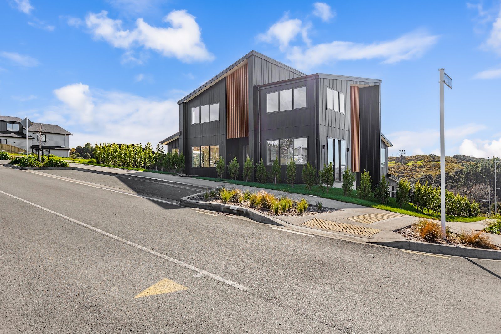 20 Kikorangi Drive, Orewa, photo 1