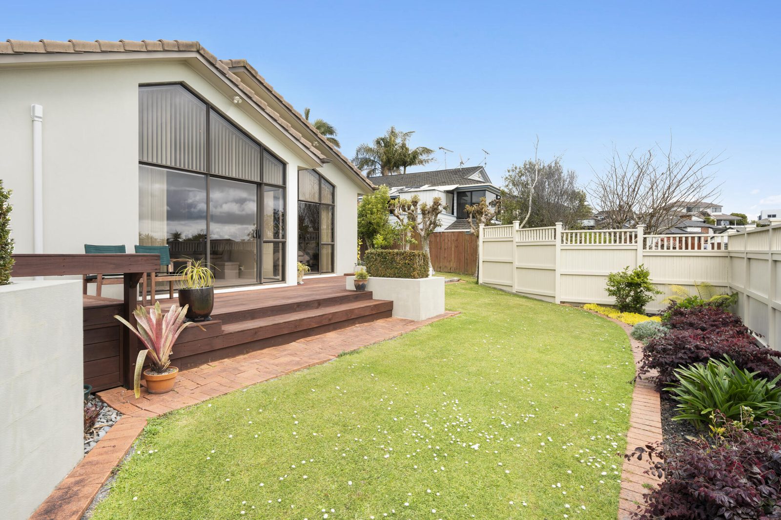 1 Dorrington Place, Eastern Beach, photo 16