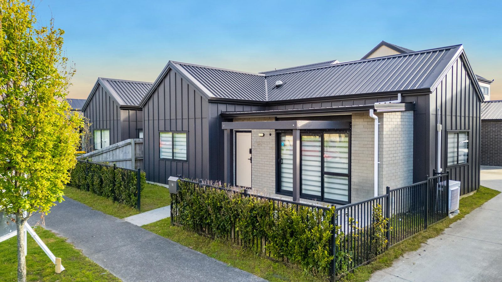 45 Black Beech Crescent, Takanini, photo 1