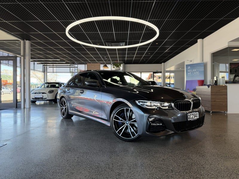 2023 BMW 330e PhEV Sedan M Sport + Innovations