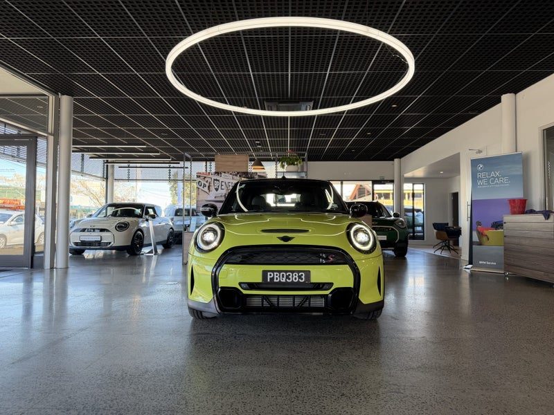 2021 MINI Cooper S Convertible Yours, photo 2