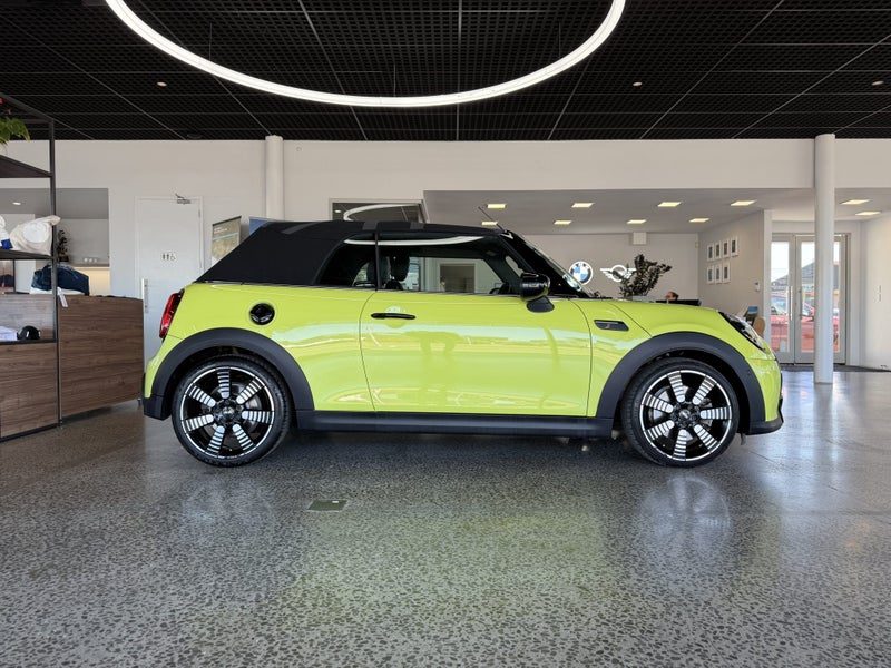 2021 MINI Cooper S Convertible Yours, photo 3