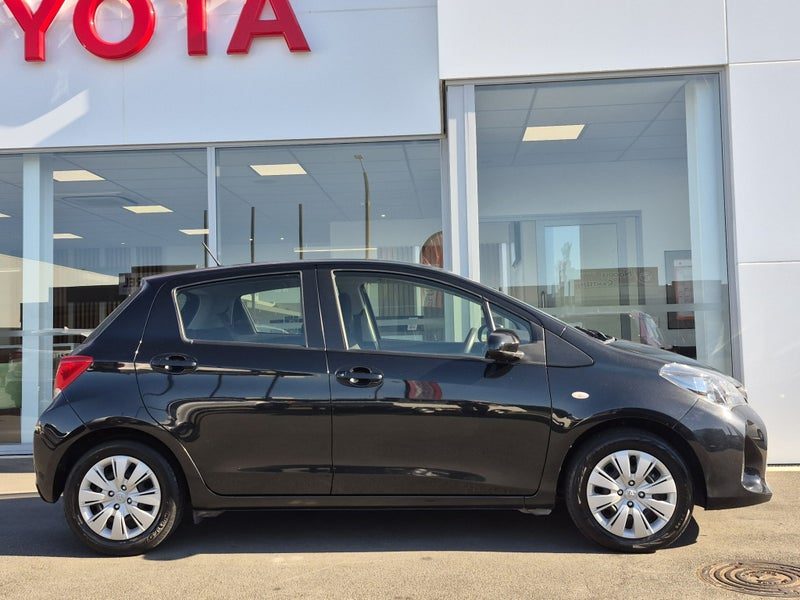 2016 Toyota Yaris GX 1.3P Auto, photo 2