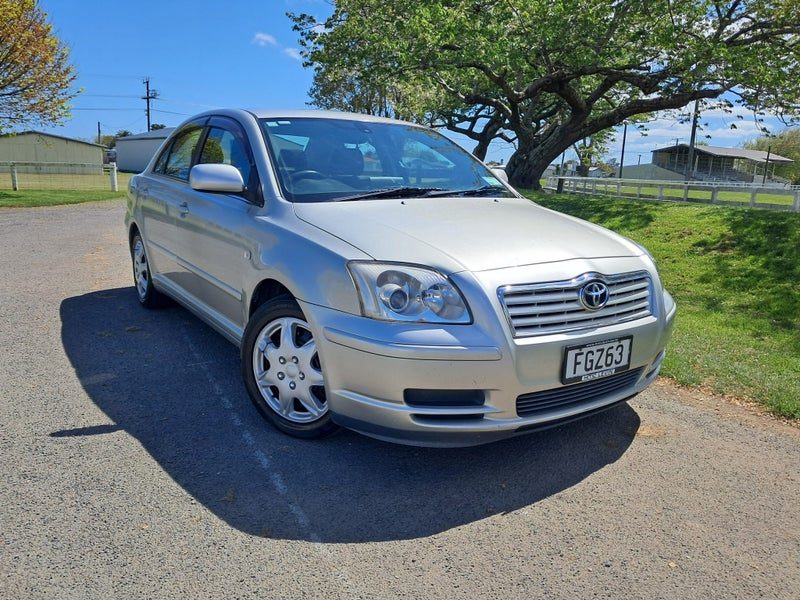 2004 Toyota Avensis Xi