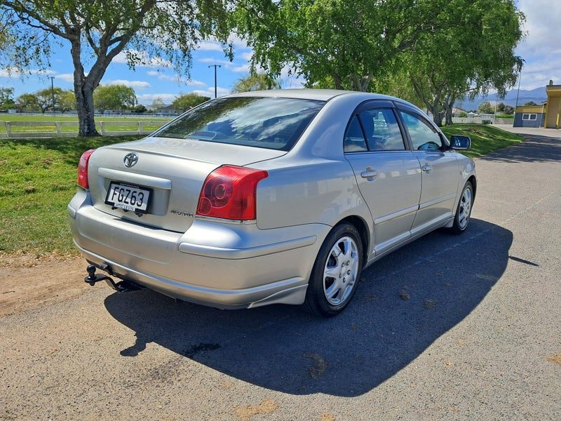 2004 Toyota Avensis Xi, photo 3