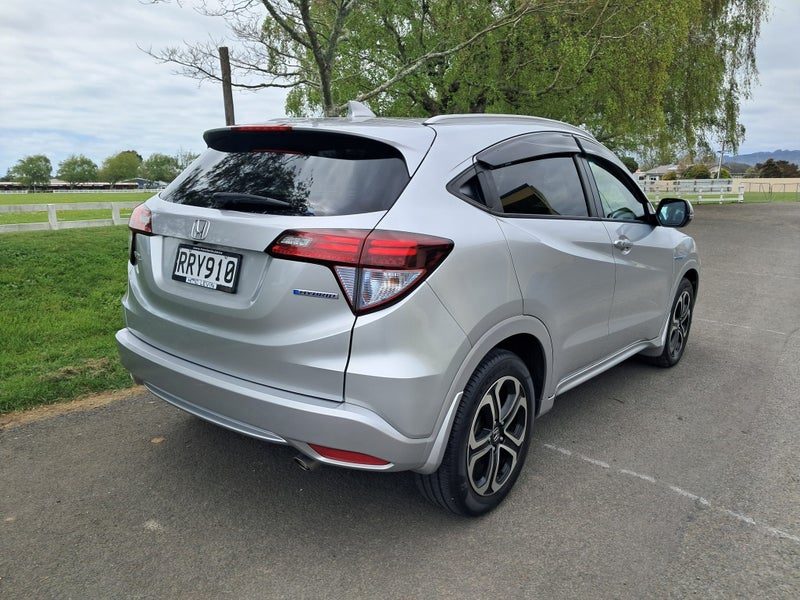 2014 Honda Vezel, photo 3