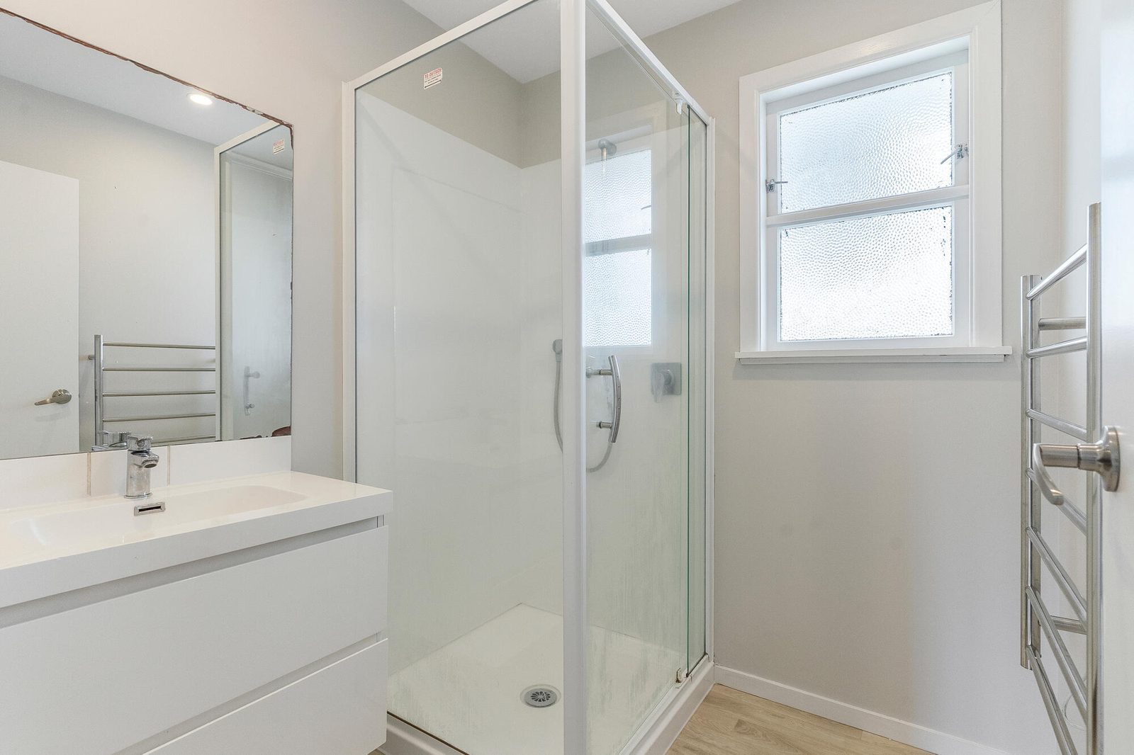 61 Gloria Avenue, Te Atatu Peninsula, photo 16