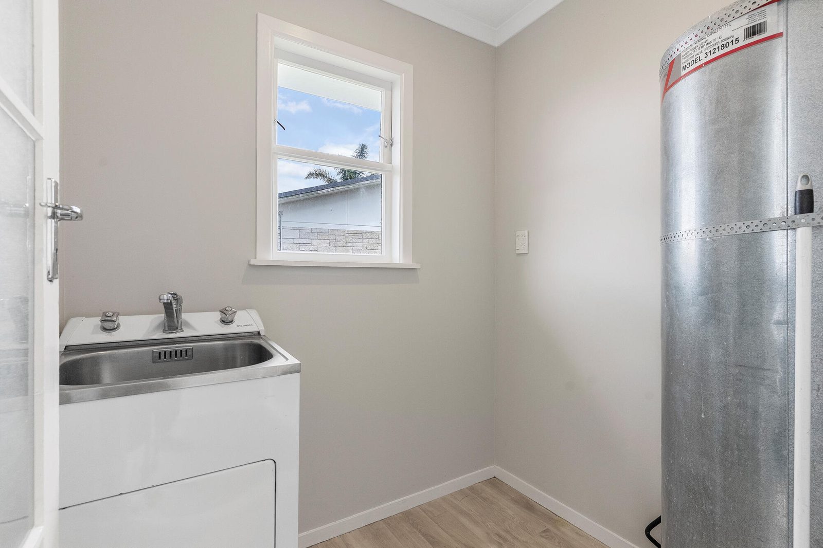 61 Gloria Avenue, Te Atatu Peninsula, photo 17