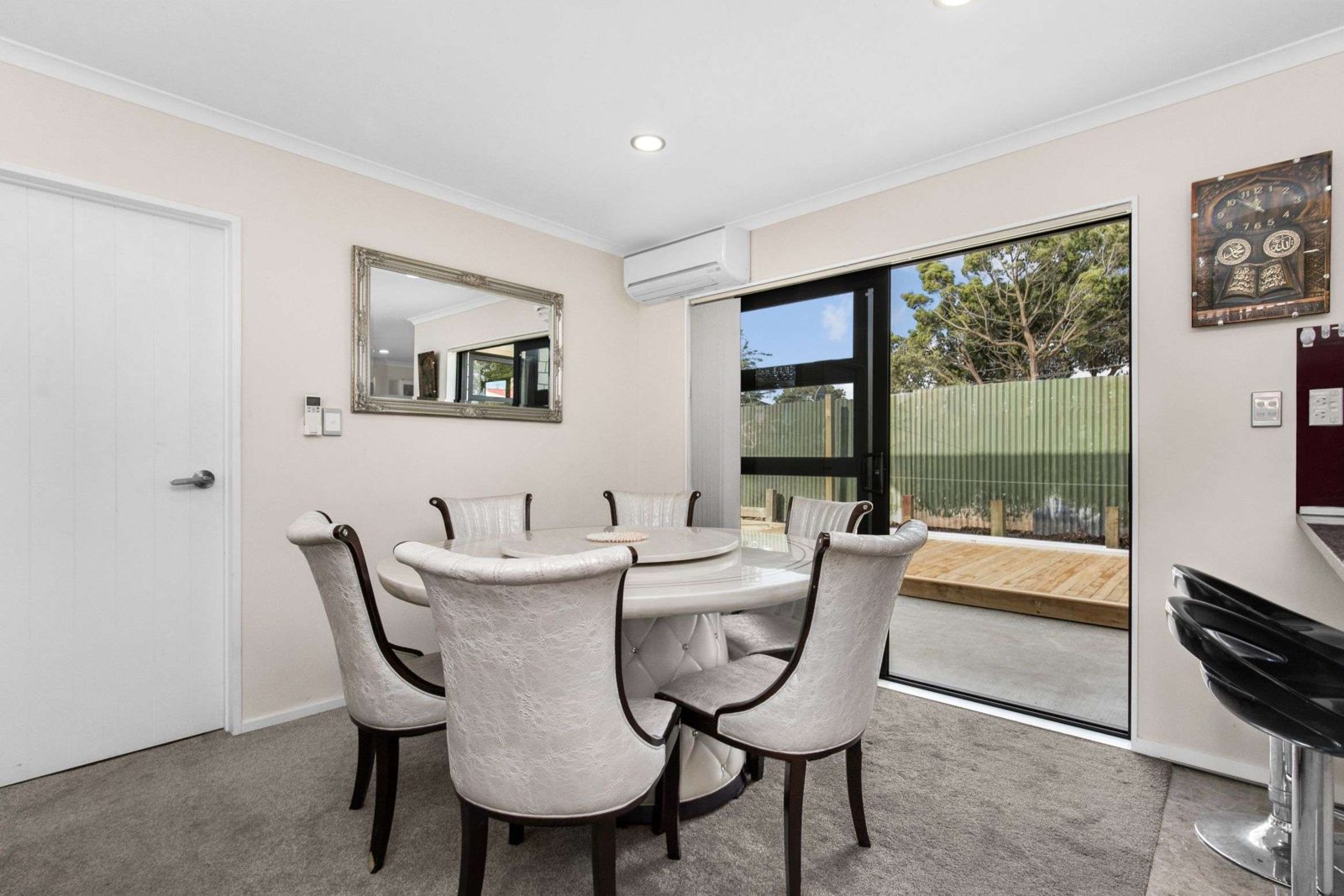 19 Garth Place, Manurewa East, photo 6