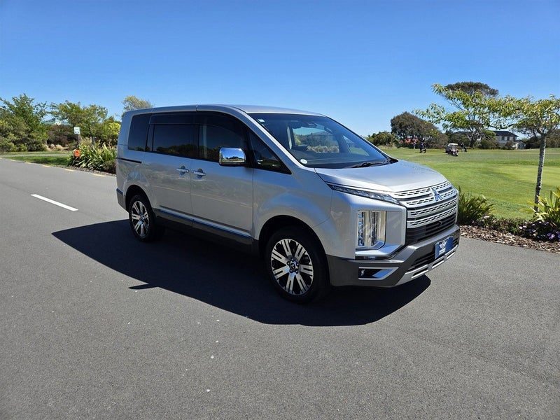 2020 Mitsubishi Delica D:5 P 2.2TD 7 Seat 4WD