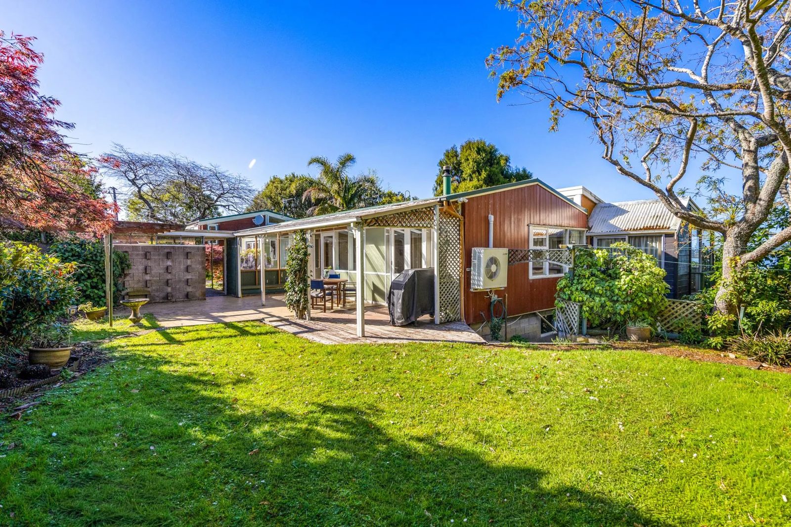 29 Bagley Street, Hillsborough, photo 2