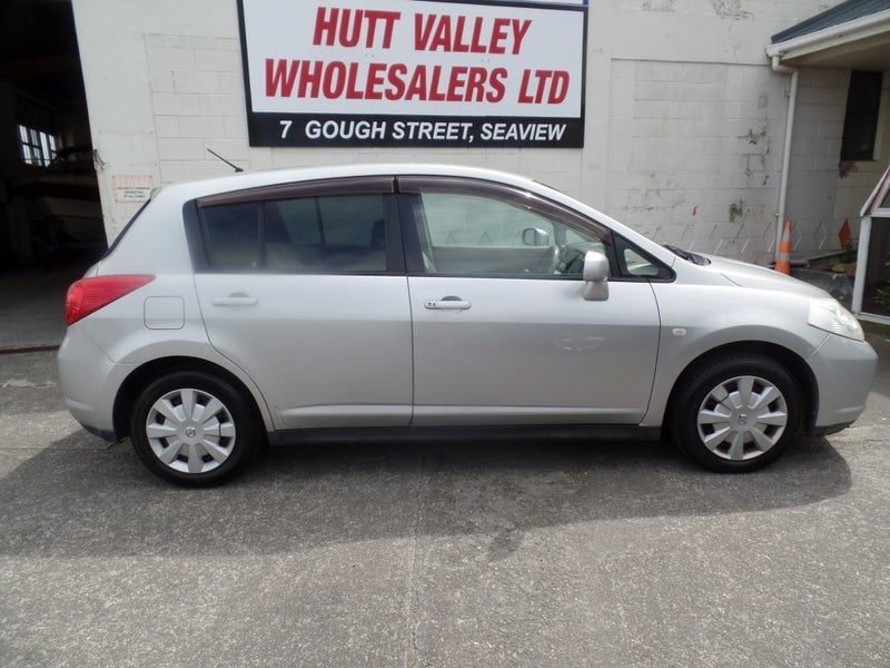 2005 Nissan Tiida 1.8L, photo 2