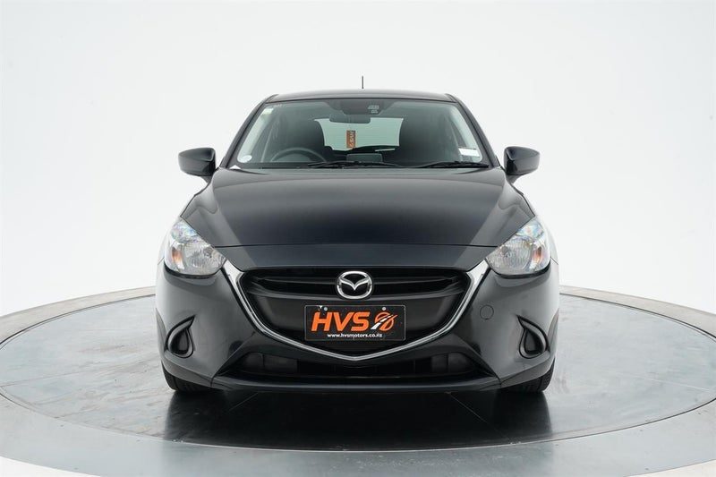 2015 Mazda Demio 13S, photo 2