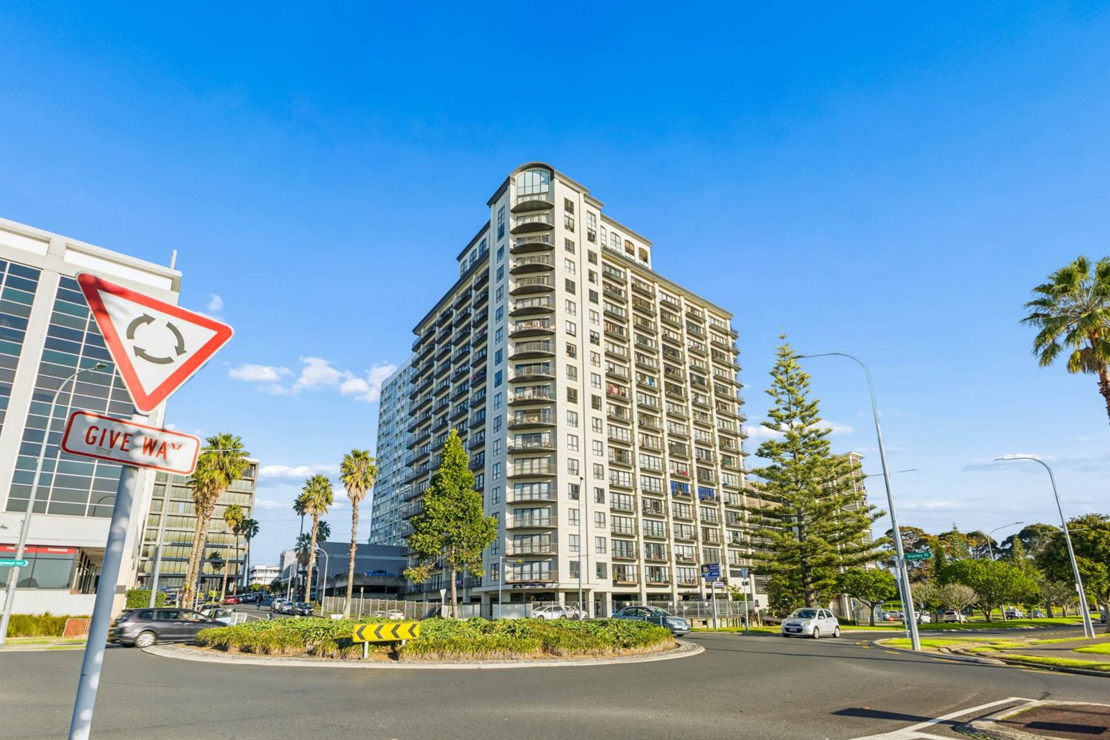 14F/18 Ronwood Avenue, Manukau, photo 2
