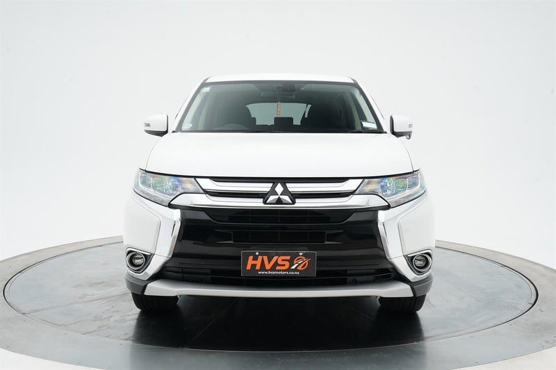 2016 Mitsubishi Outlander 20G 2WD 7 Seater, photo 2