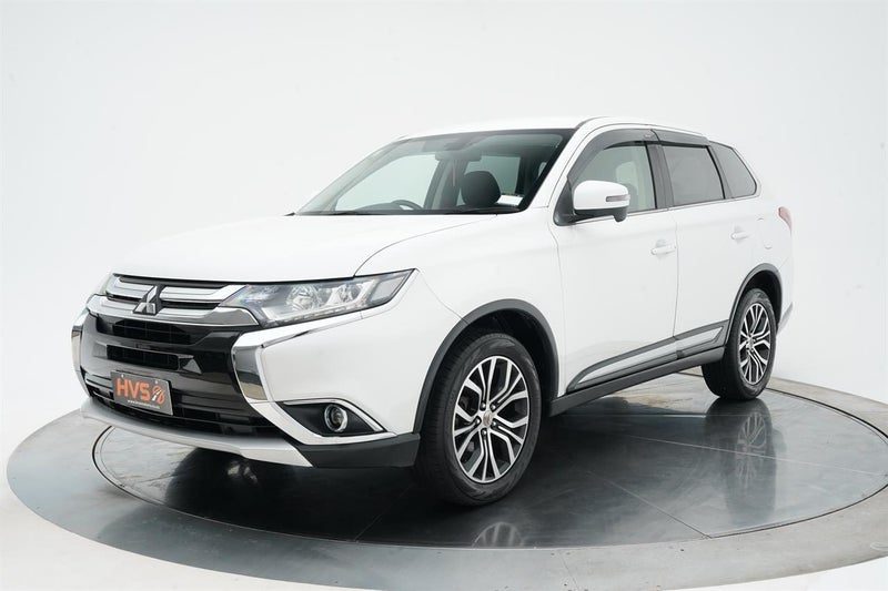 2016 Mitsubishi Outlander 20G 2WD 7 Seater, photo 3
