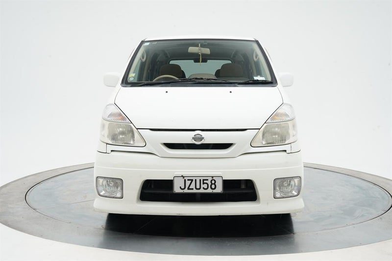 2005 Nissan Serena, photo 2