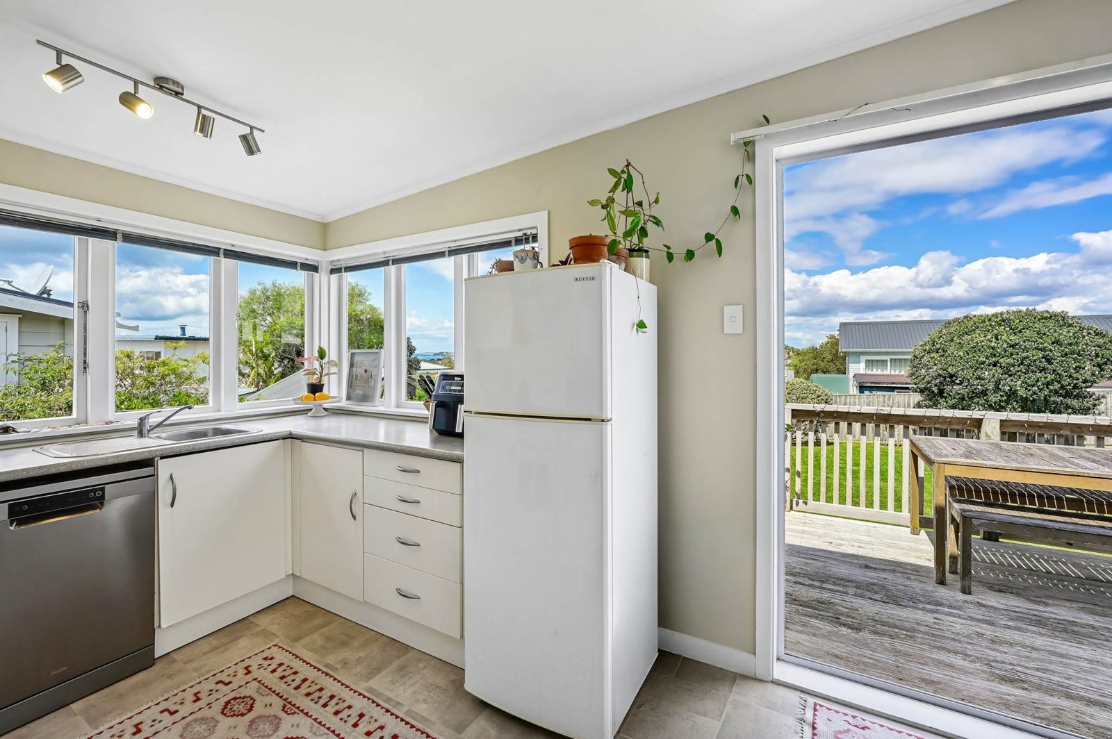 15 Aramoana Avenue, Devonport, photo 12