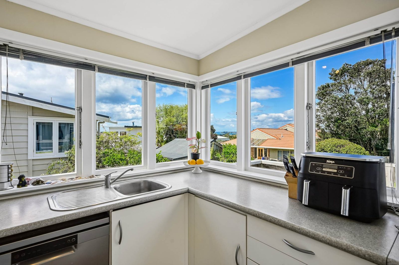 15 Aramoana Avenue, Devonport, photo 14