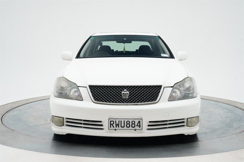 2005 Toyota Crown ATHLETE, photo 2