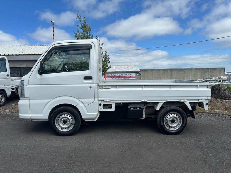 2022 Suzuki Carry KC/ 5-Gear Manual Transmission, photo 2