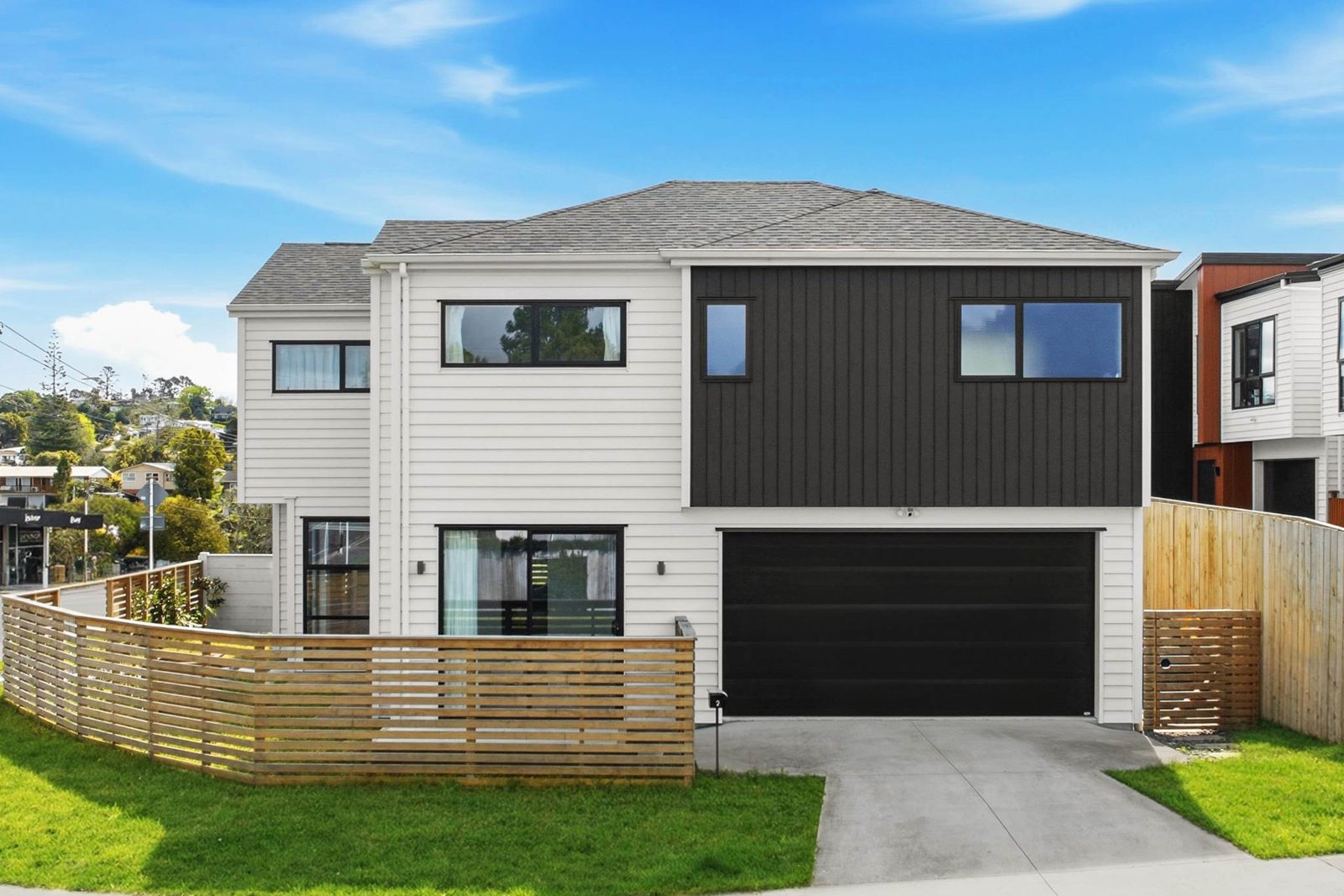2 Lyford Crescent, Sunnynook, photo 1