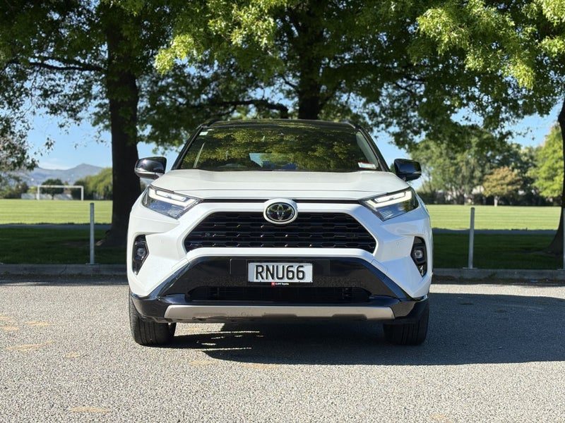 2025 Toyota RAV4 Xse 2.5Ph/4Wd/Hd, photo 3