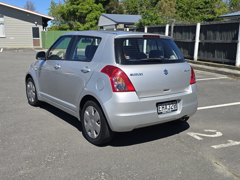 2008 Suzuki Swift Glxh, photo 2