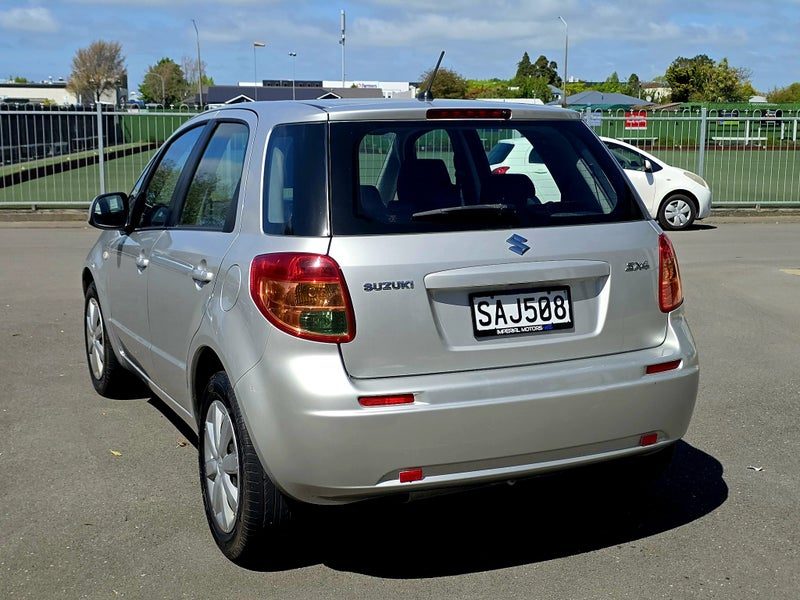 2009 Suzuki SX4 Glxf, photo 3