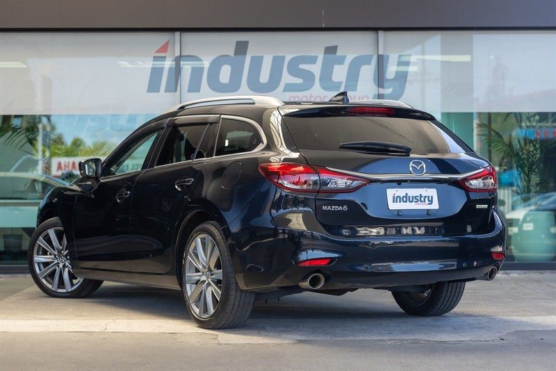 2022 Mazda 6 Wagon High Spec, photo 2