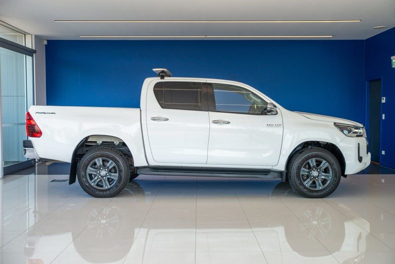 2023 Toyota Hilux SR5 TD DC 2.8DT, photo 2