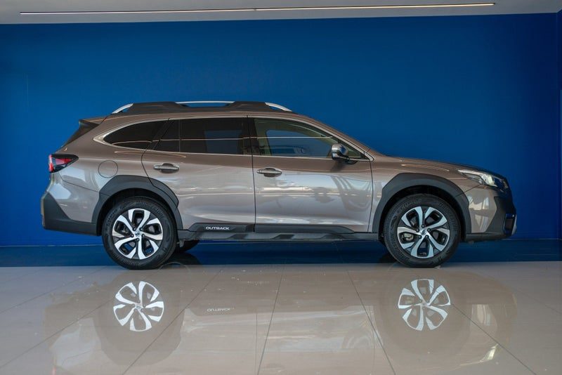 2023 Subaru Outback TOURING 2.5P/AWD, photo 2
