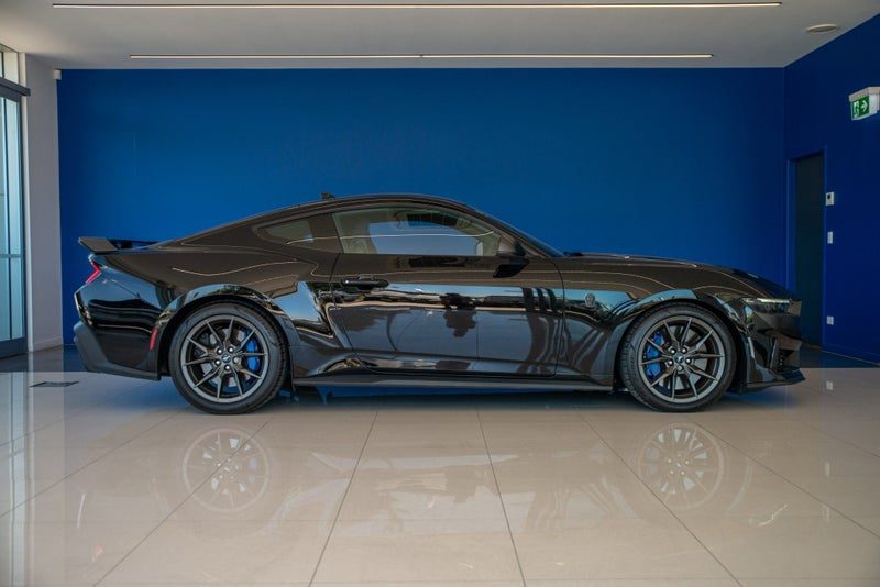 2024 Ford Mustang 5.0L DARK HORSE, photo 2