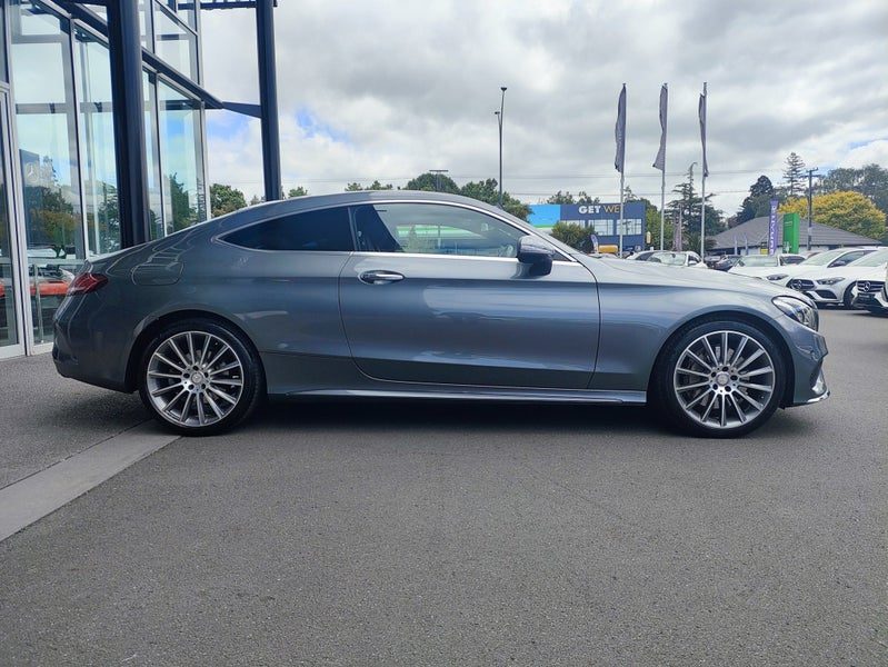 2016 Mercedes-Benz C 300, photo 2