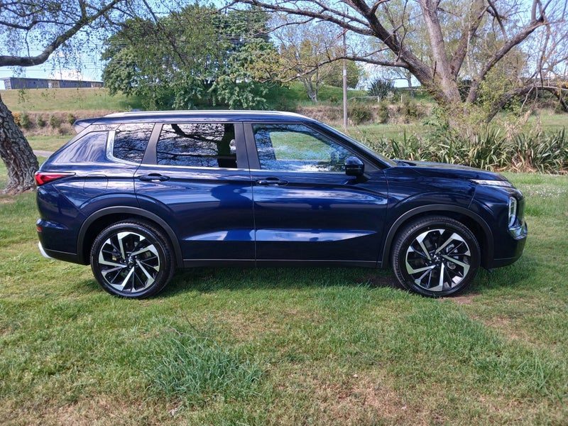 2024 Mitsubishi Outlander XLS 2.5P/4WD/CVT, photo 3