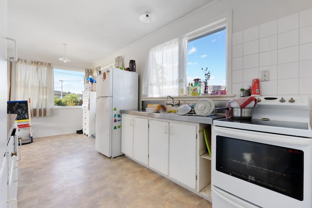 76 Cargil Street, Papakura, photo 3