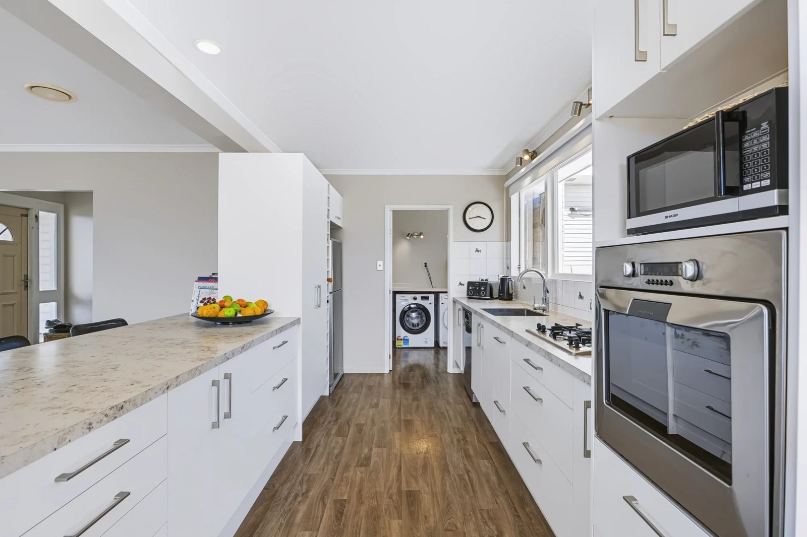 12 Rakino Avenue, Manly, photo 11