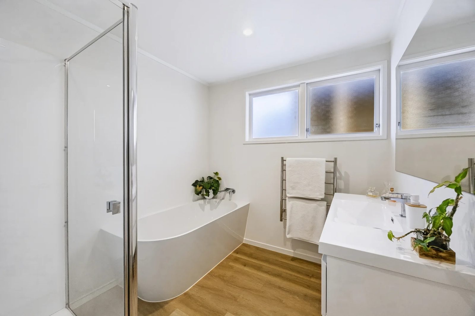 12 Rakino Avenue, Manly, photo 20